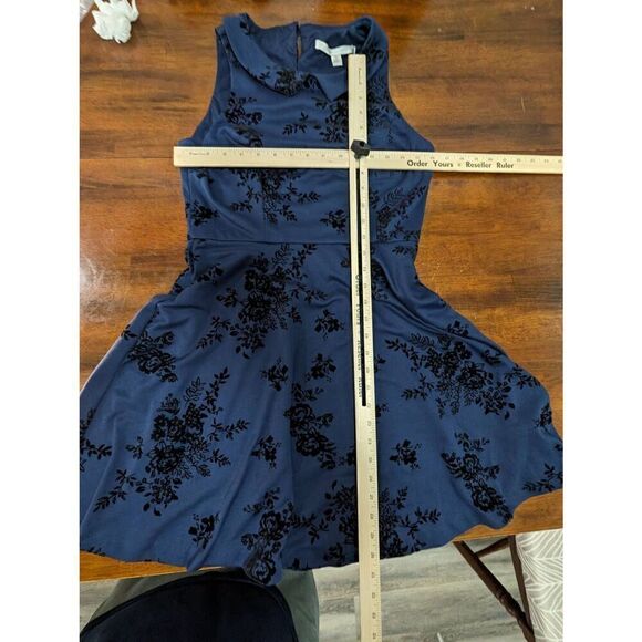 LC Lauren Conrad Navy/Black Velvet Floral Dress Women's Size 8 - Picture 7 of 7